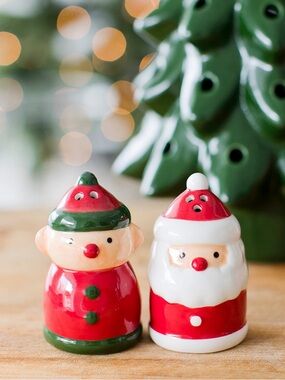 New Pearhead Salt and Pepper Shakers